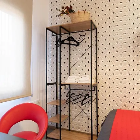 Laura Apartment